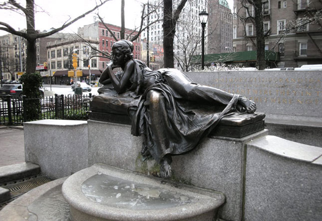 Straus Park. Image via City Journal.