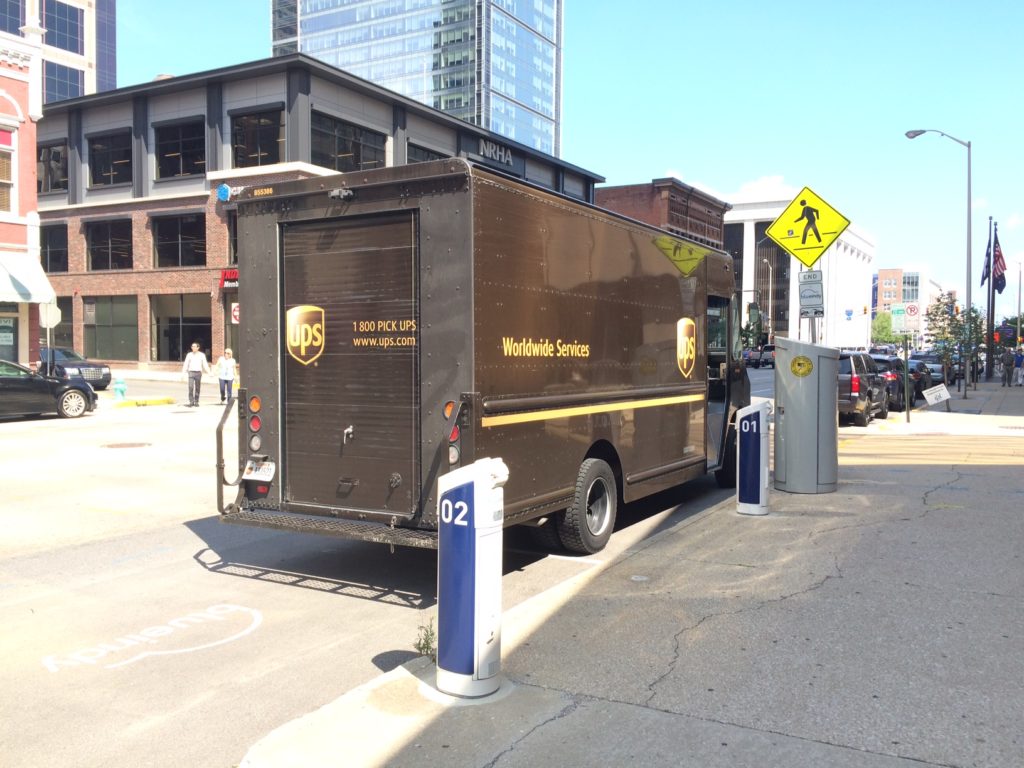 blue-indy-ups-truck-blocking